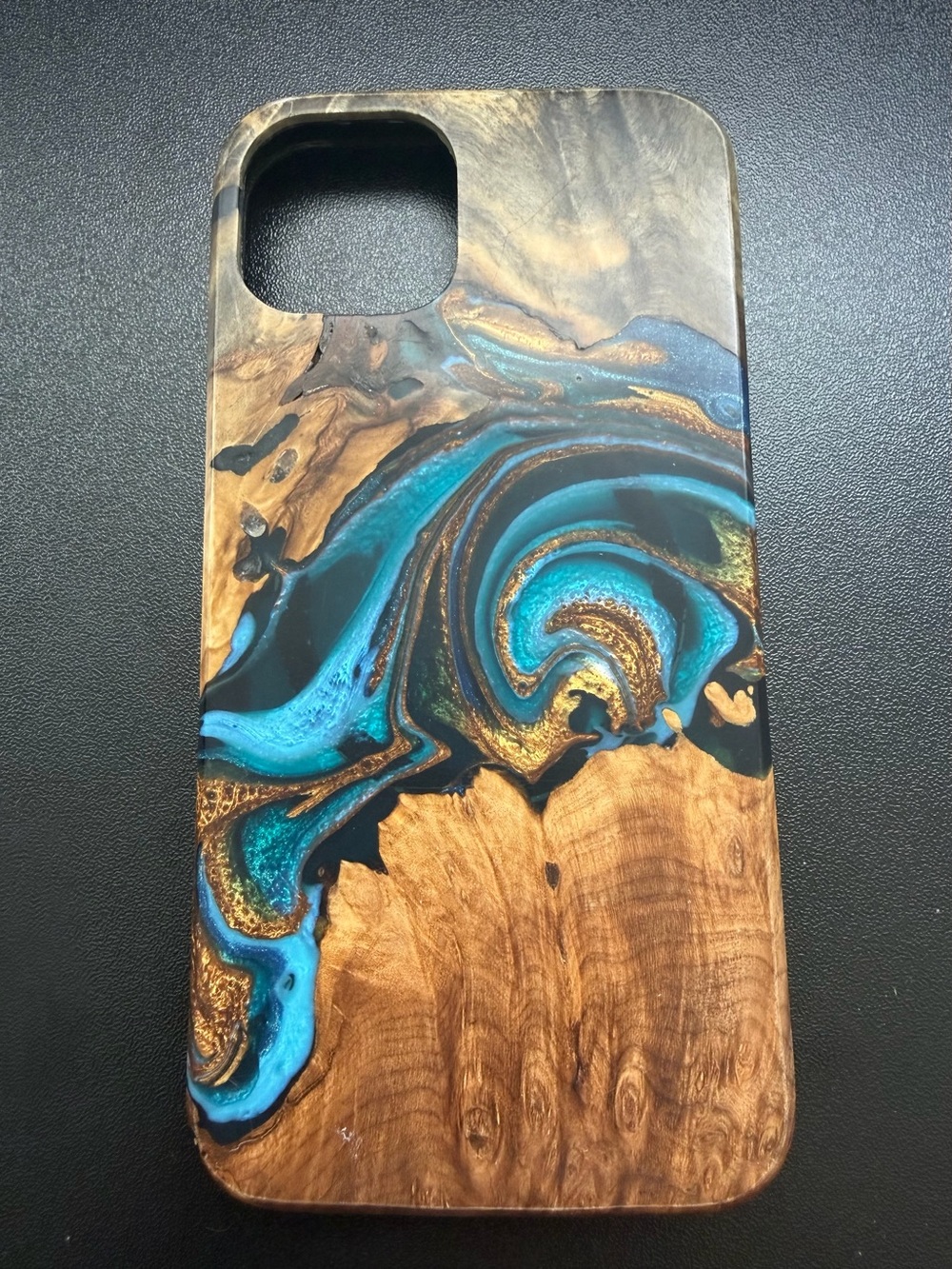 EUC Carved Traveler iPhone 13/14 Live Edge Phone Cases Real Wood Resin MagSafe